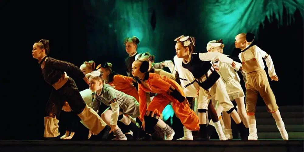 tiyatro sanatın önemli dallarından biridir.